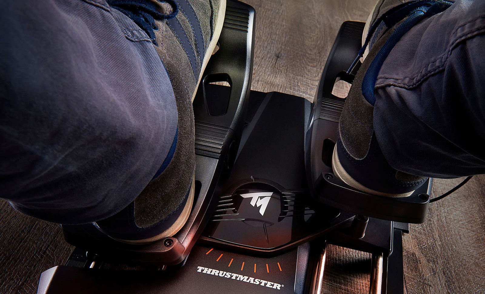 Pedály pro letecký joystick Hotas