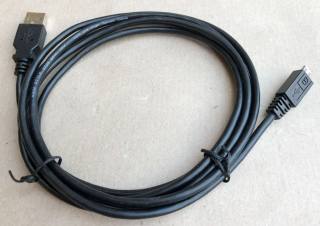 Dualshock 4 nabíjecí USB kabel - extra dlouhý 3 metry